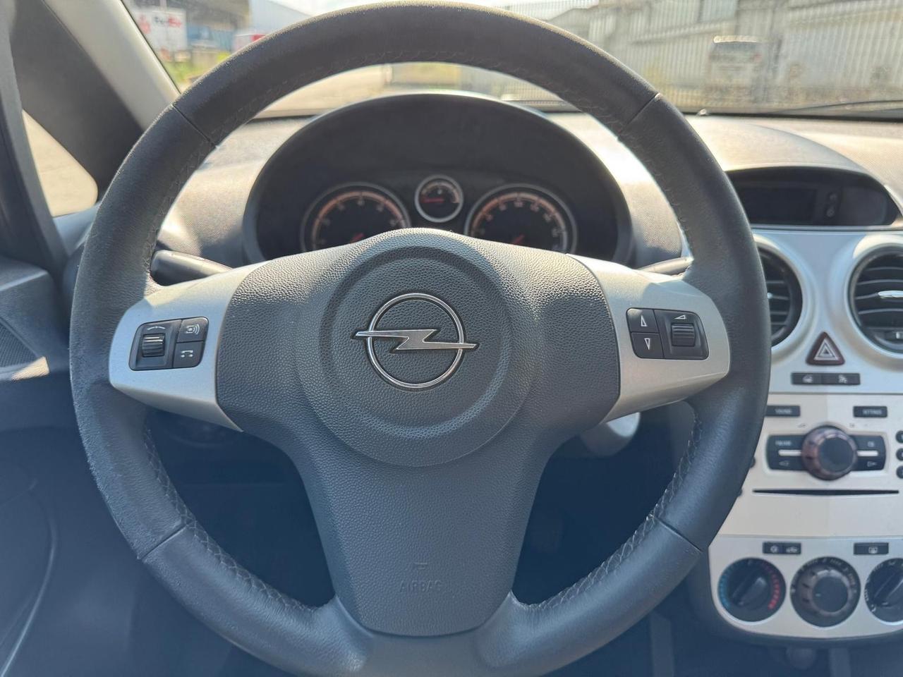 Opel Corsa 1.2 5p GPL-TECH