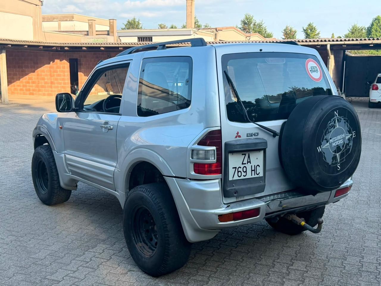 Mitsubishi Pajero 3.2 16V DI-D 3p. GLX