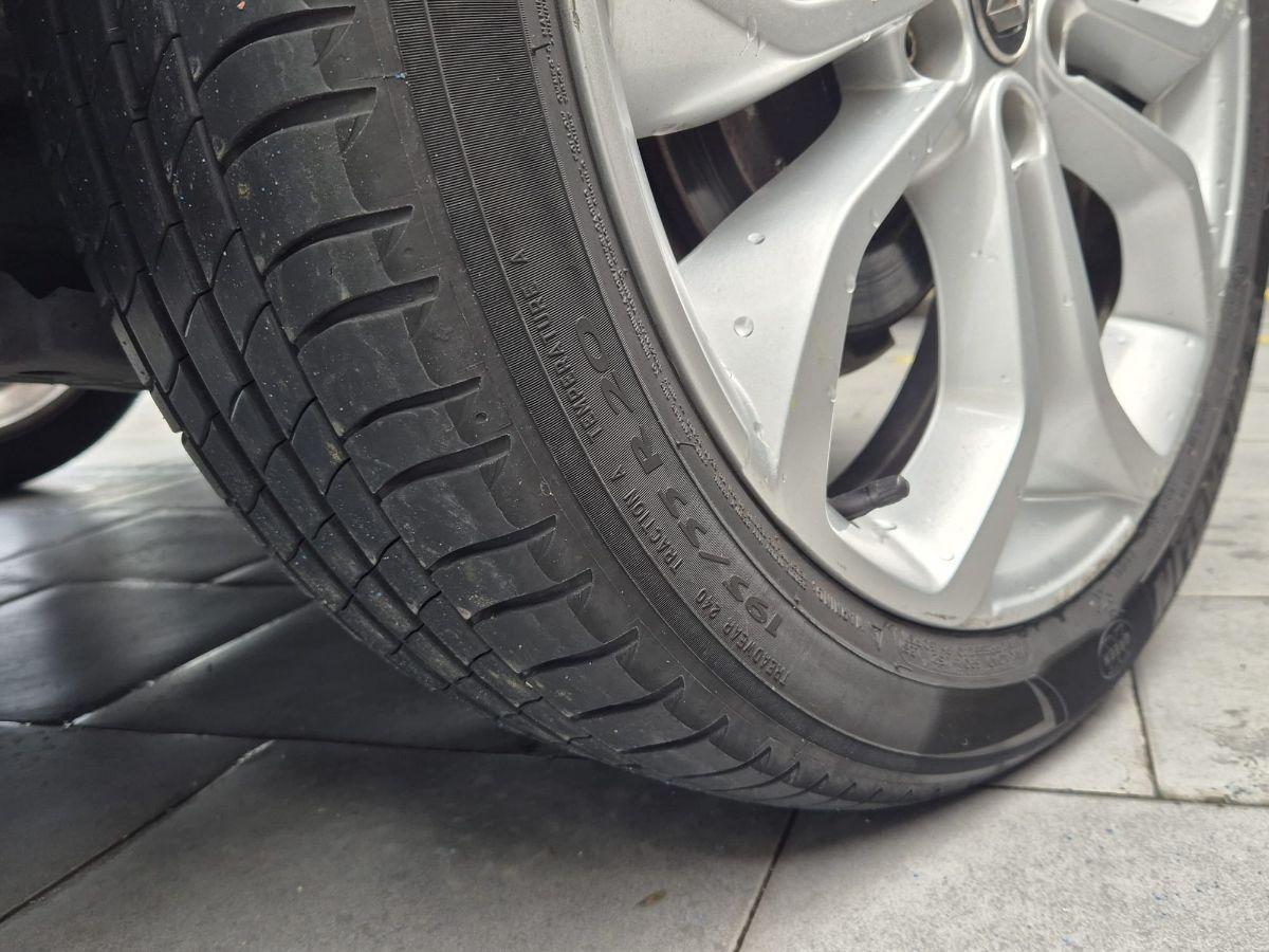 RENAULT - Grand Scénic - Blue dCi 120 CV Initiale Paris