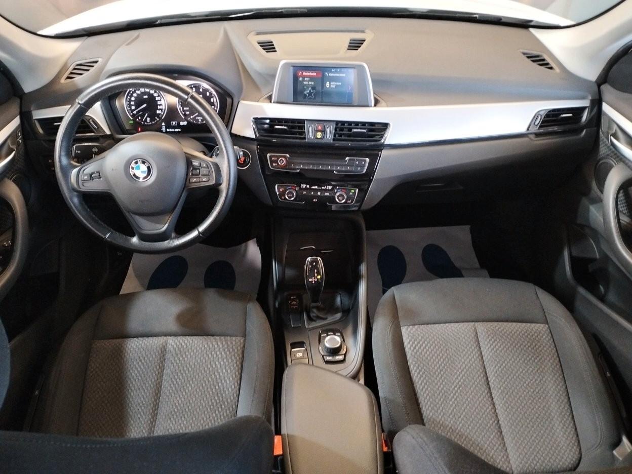 BMW X1 sdrive18i 140cv auto