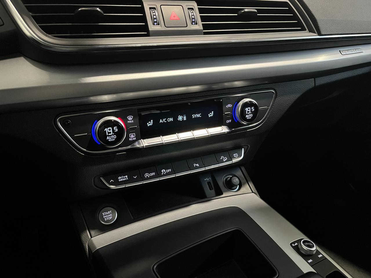 AUDI Q5 SPORTBACK 40 TDI S-TRONIC QUATTRO BUSINESS ADVANCED