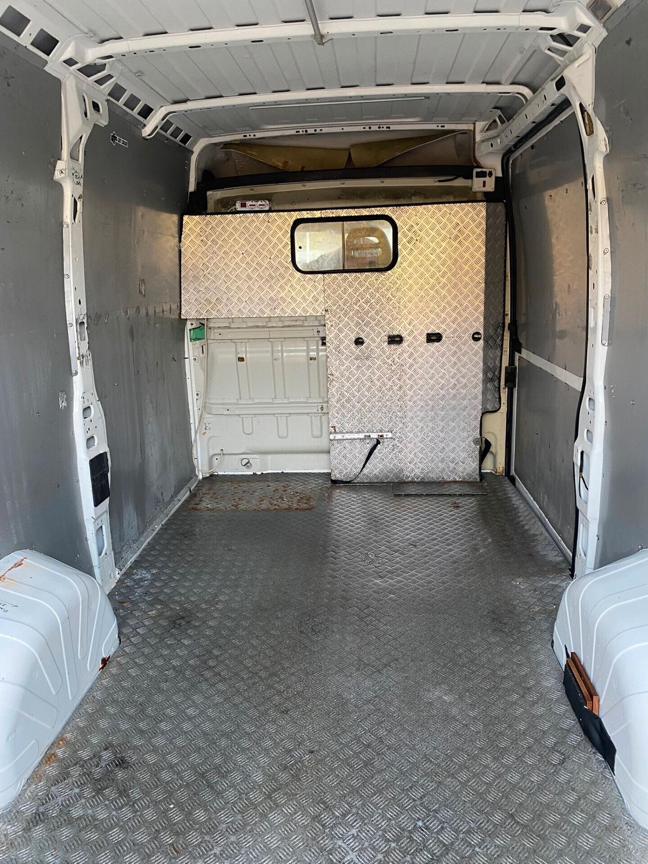 Peugeot Boxer 330 2.0 BlueHDi PC-TN Furgone