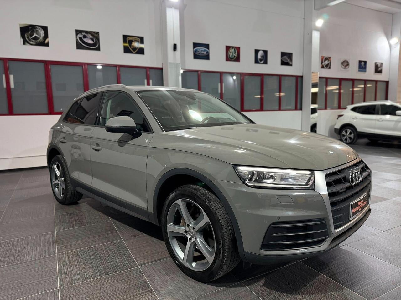 Audi Q5 2.0 TDI 40 Business 190cv Quattro