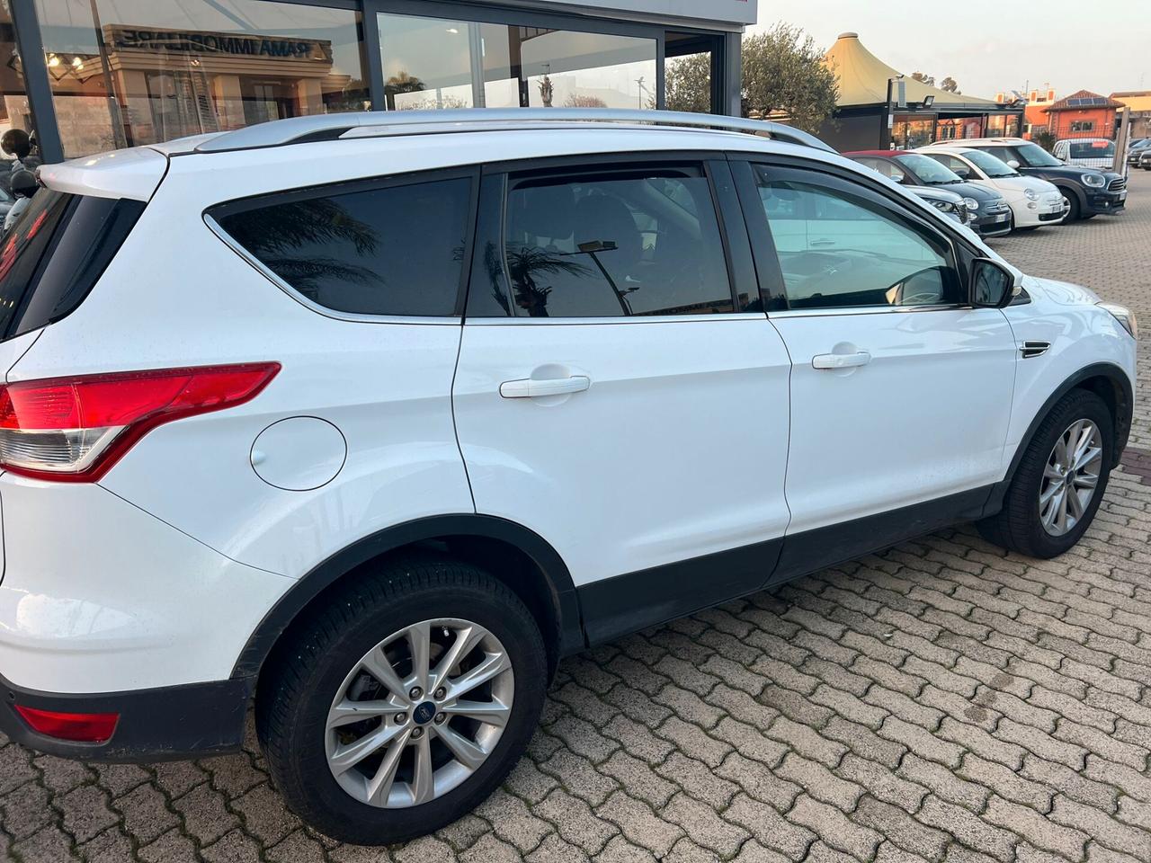 Ford Kuga 2.0 TDCI 120 CV S&S 2WD Titanium