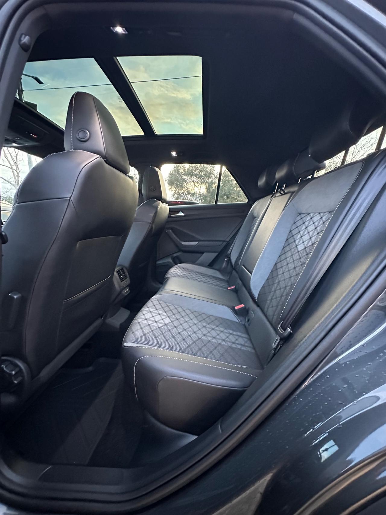 Volkswagen T-Roc 2.0 TDI SCR 150 CV DSG R-Line