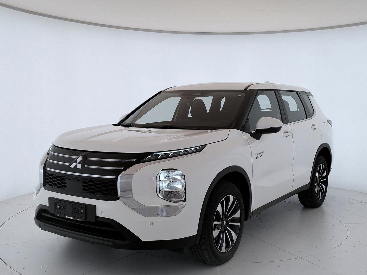 Mitsubishi Outlander DISPONIBILE IN VARIE COLORAZIONI E ALLESTIMENTI - CONCESSIONARIO UFFICIALE