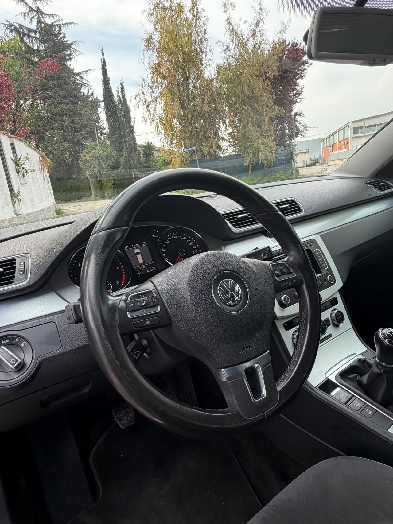 Volkswagen Passat 2.0 TDI Highline BlueM. Tech.