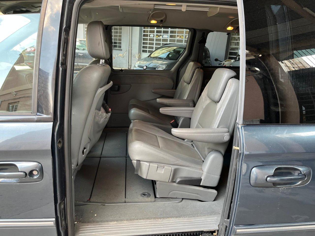Chrysler Grand Voyager 2.8 crd Lim. stow and go auto