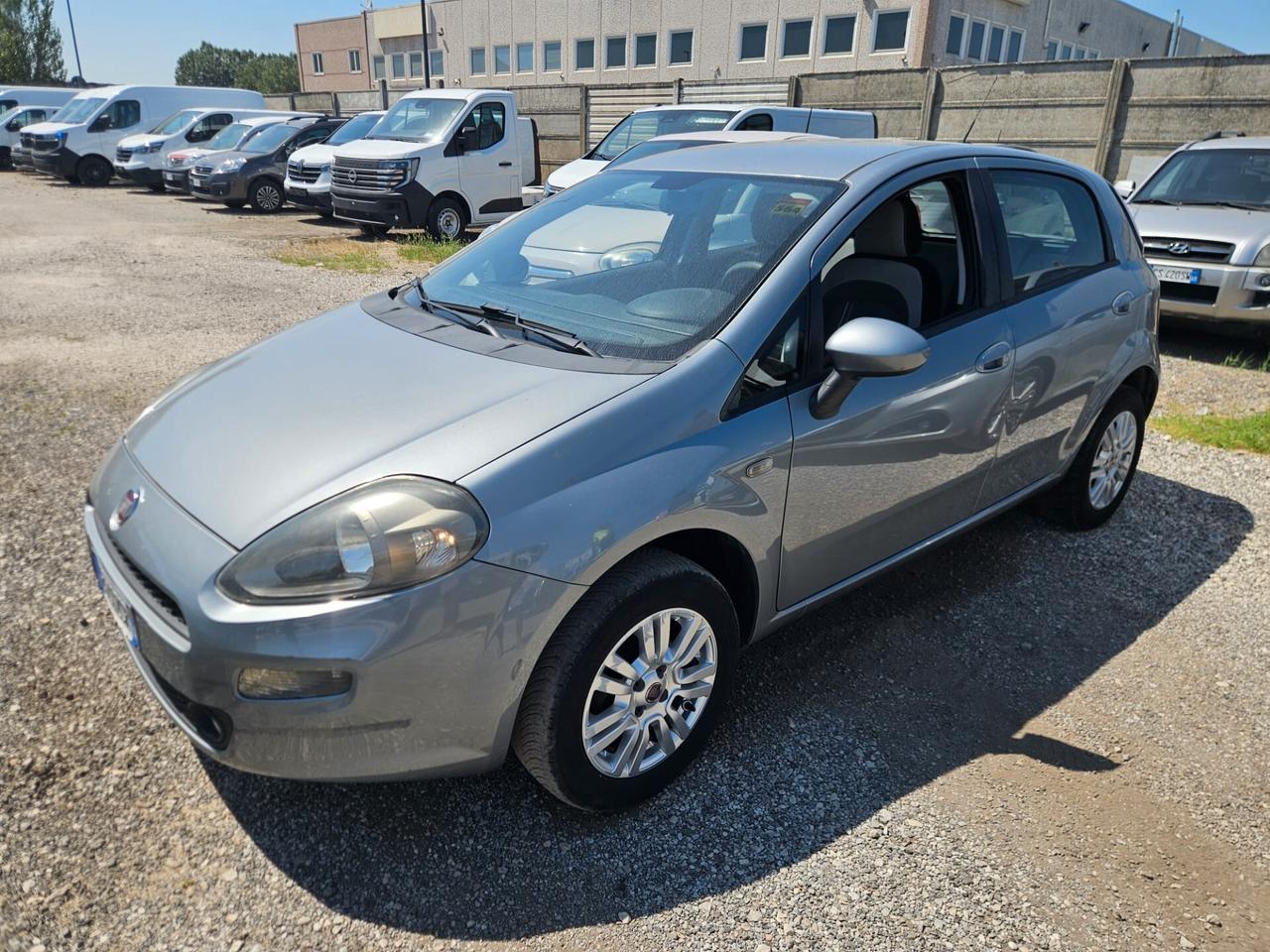 AUTO LOW-COST DA €1.999 A €2.999