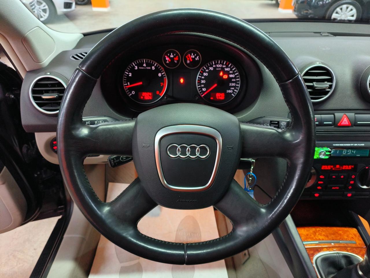 Audi A3 1.6 16V FSI Ambition