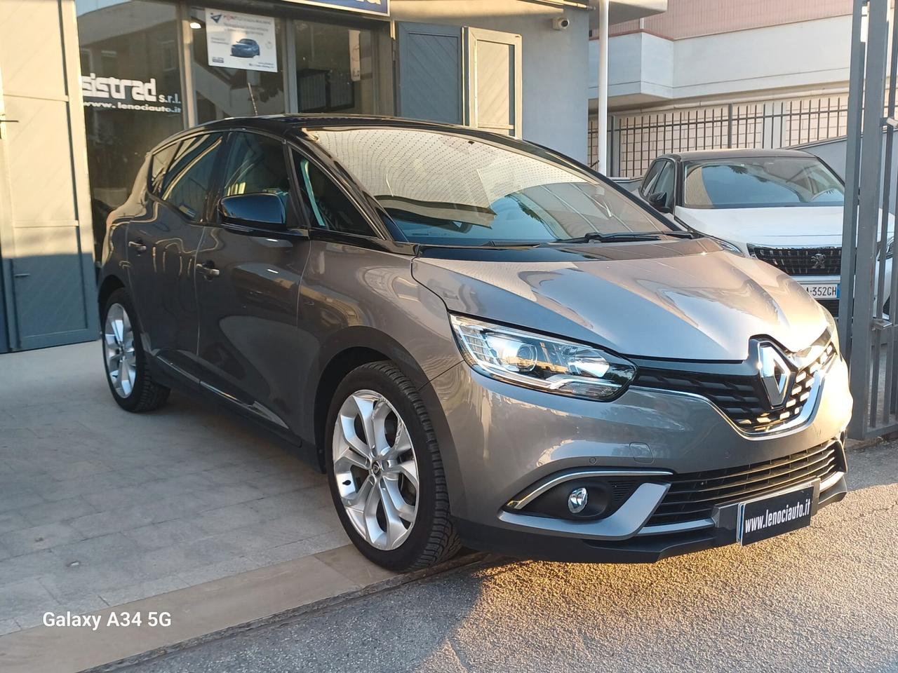 Renault Scenic Scénic dCi 8V 110 CV EDC Energy Sport Edition2