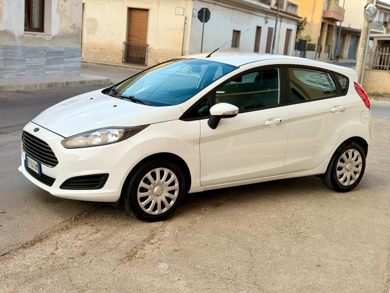 Ford Fiesta 1.4 5 porte Bz.- GPL