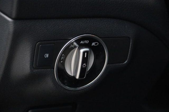 MERCEDES-BENZ CLA 180 S.W. Business