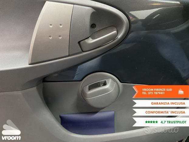 TOYOTA Aygo 1 serie Aygo 1.0 12V VVT-i 3 porte...