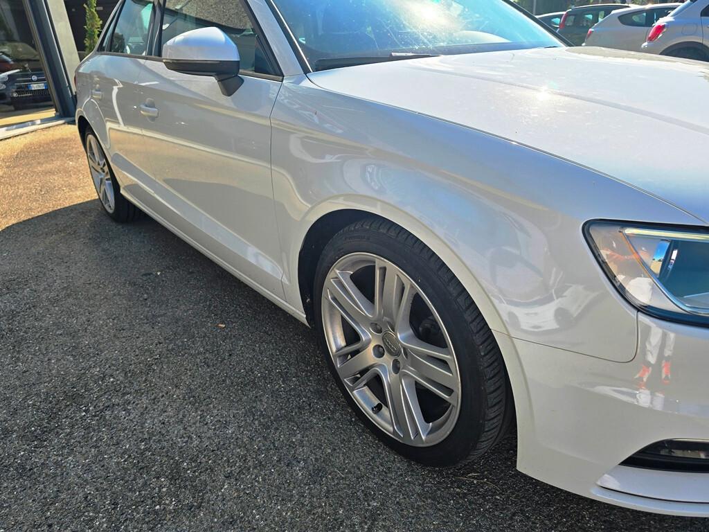 Audi A3 Sedan 1.6 TDI Ambition