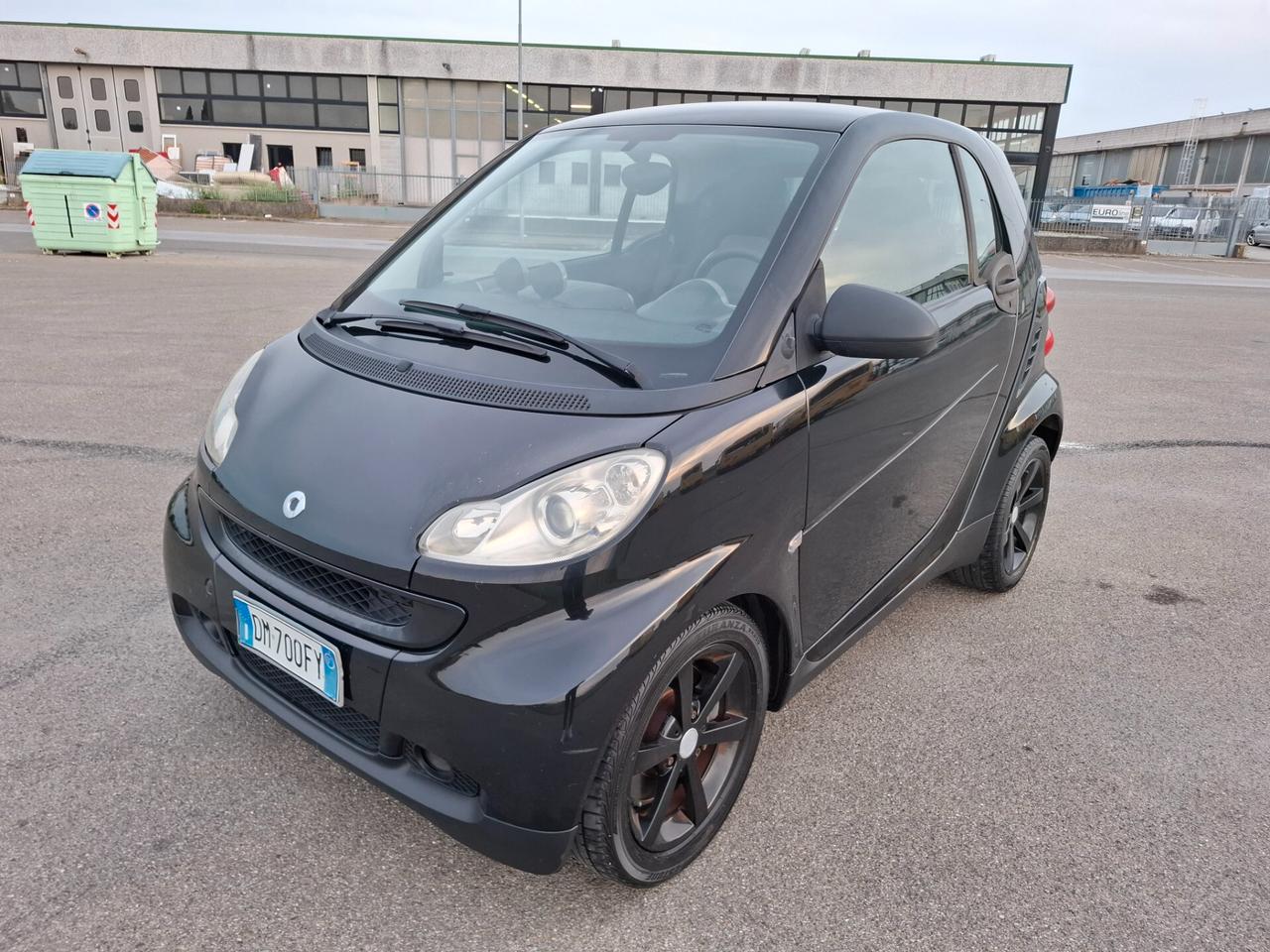 Smart ForTwo 1000 52 kW coupé pure