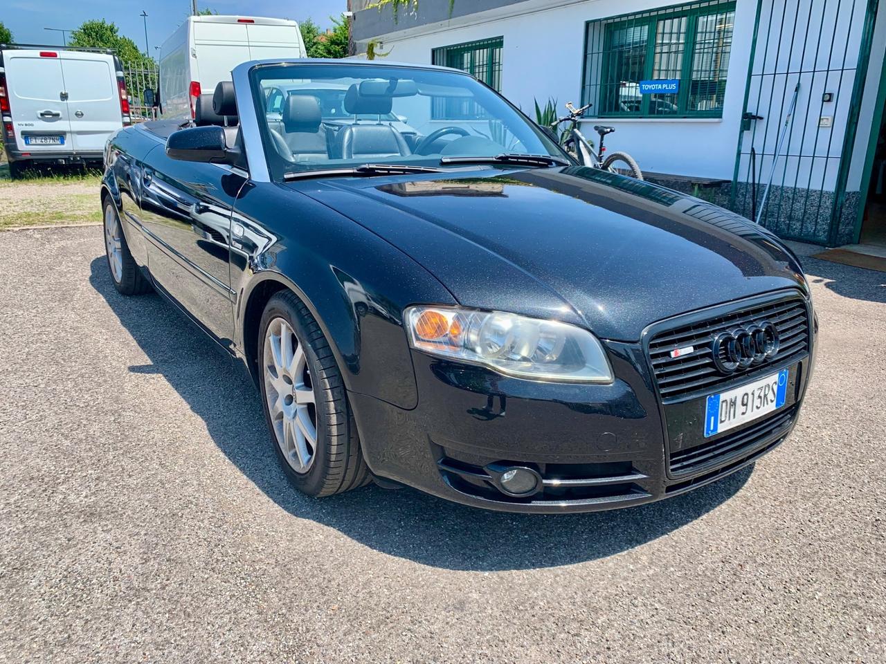 Audi A4 Cabriolet 2.0 16V TFSI multitronic S-Line
