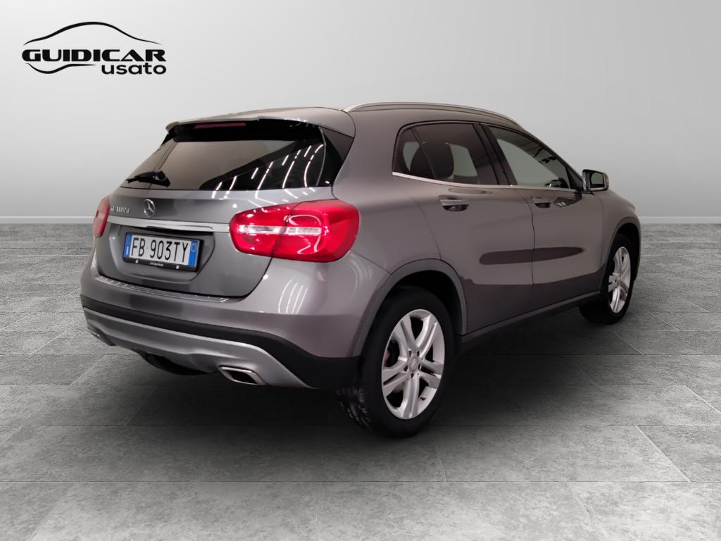 Mercedes-Benz GLA-X156 2014 - GLA 180 d (cdi) Enduro auto