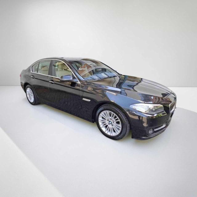 BMW 520 d Luxury Automatic-Led-Pelle-Navi