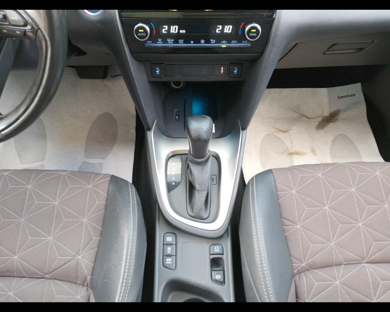 TOYOTA Yaris Cross Yaris Cross 1.5 Hybrid 5p. E...