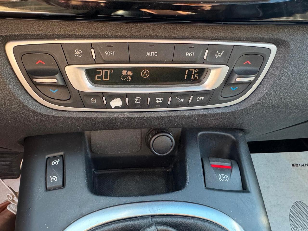 Renault Scenic X-MOD 1.5 DCI 110CV FULL OPTIONAL 2013