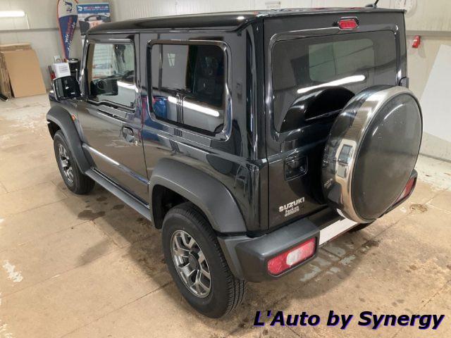 SUZUKI Jimny 1.5 5MT Top