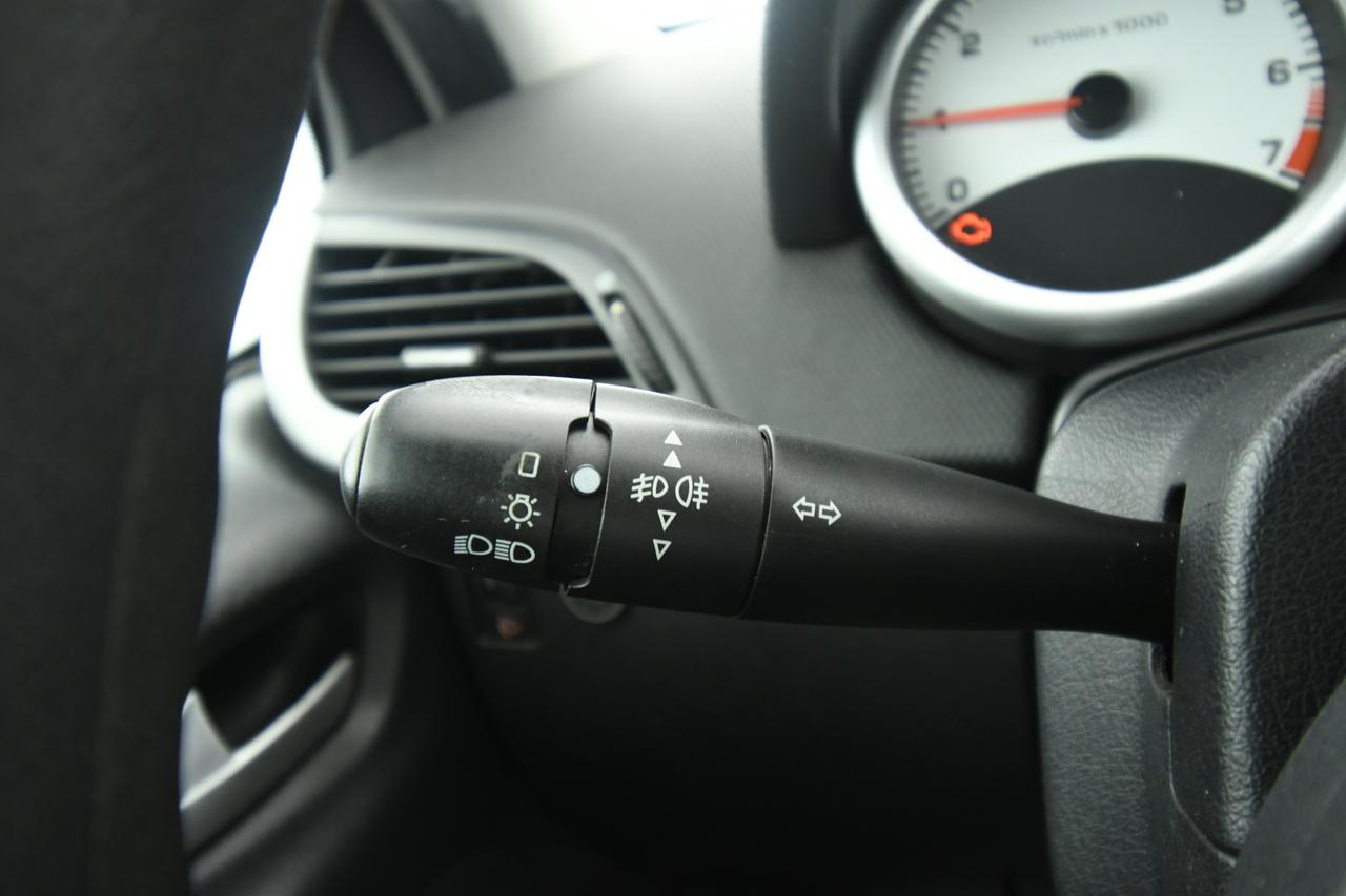 PEUGEOT 207 5p 1.4 8v X-Line eco-Gpl FL X COMMERCIANTI+NEOPATENTATI