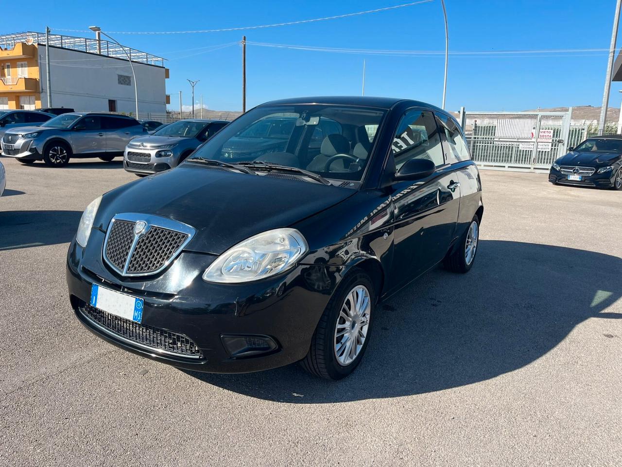 Lancia Ypsilon 1.2 Oro