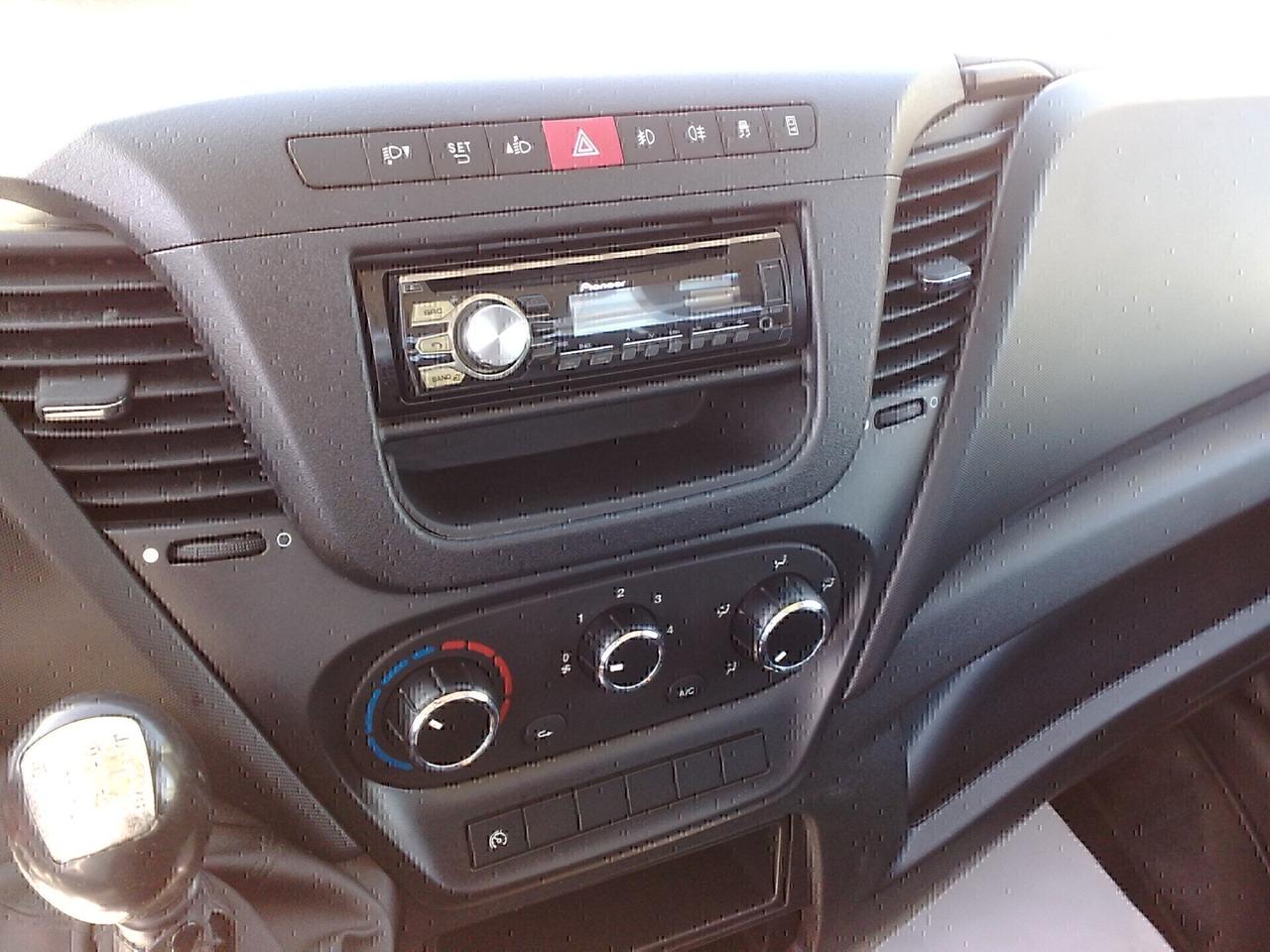 Iveco Daily 35c11 2.3hpt C.Fisso - 2016