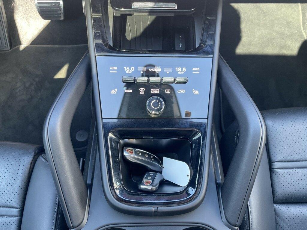 Porsche Cayenne Coupe 3.0 E-Hybrid S Tiptronic