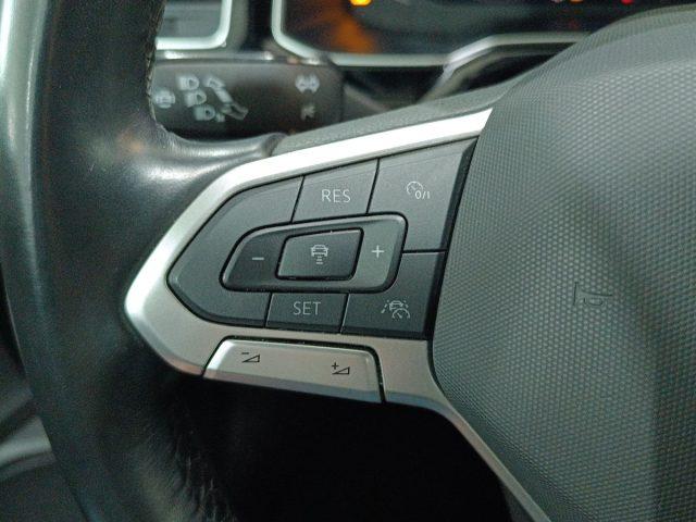 VOLKSWAGEN Taigo 1.0 TSI 110 CV R-Line