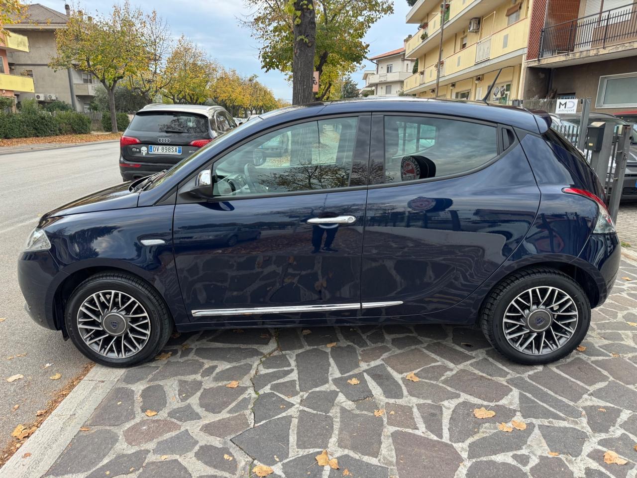 Lancia Ypsilon 1.2 69 CV 5 porte S&S Platinum (15 mila km!)