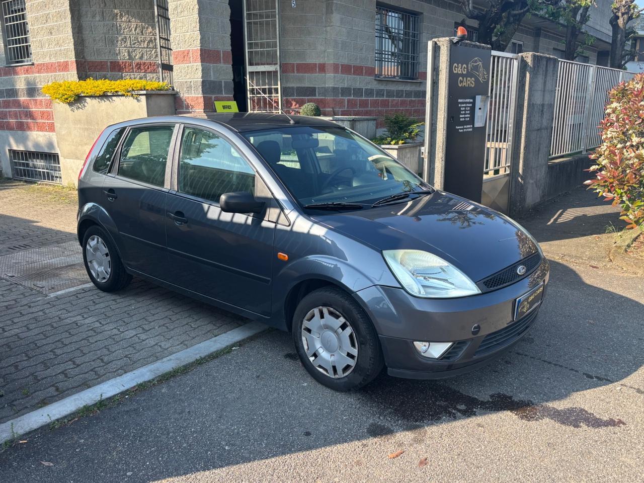 Ford Fiesta 1.2 16V 5p. Ghia