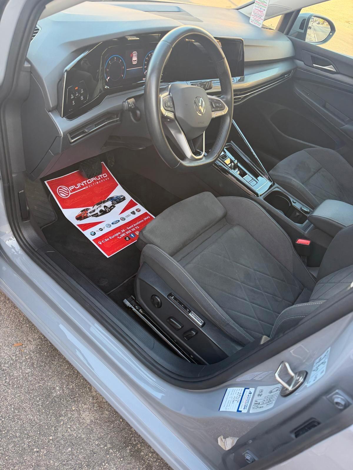 Volkswagen Golf VIII 2020 2.0 tdi Style 115cv dsg