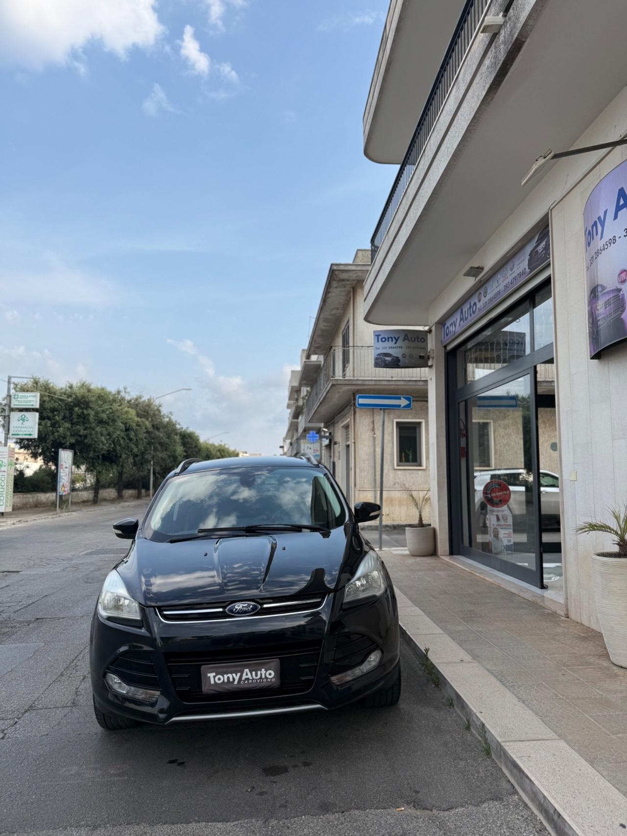 Ford Kuga 2.0 tdci Titanium 4wd 140cv powershift NAVI,PELLE,CAMBIO AUTOMATICO SOSTITUITO NUOVO 05/2025