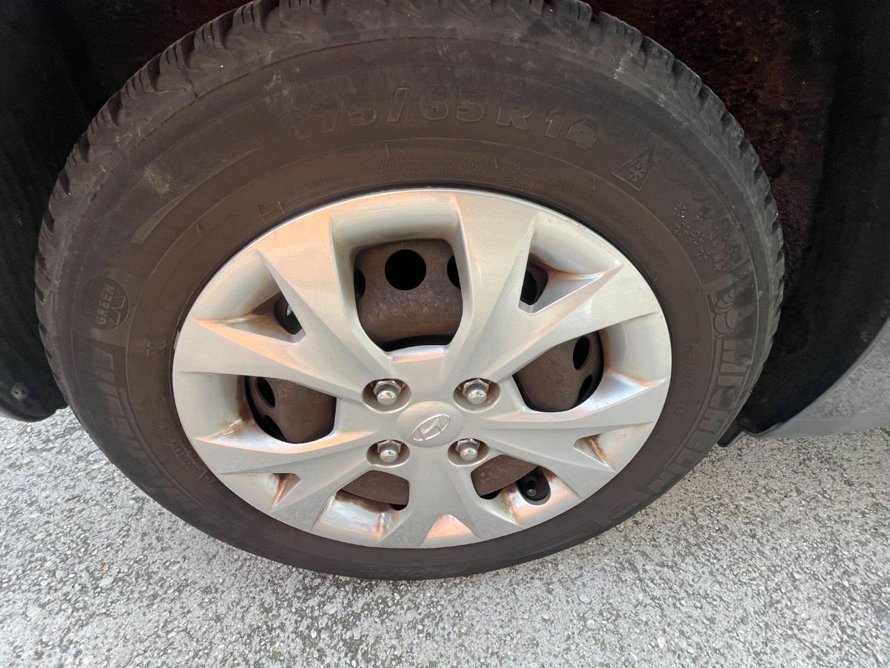 HYUNDAI i10 1.0 MPI unico proprietario