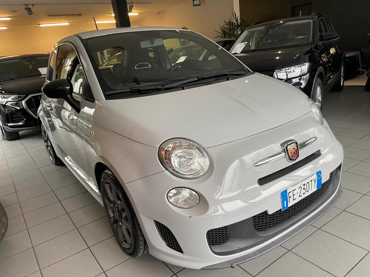 Abarth 595 1.4 Turbo T-Jet 140 CV