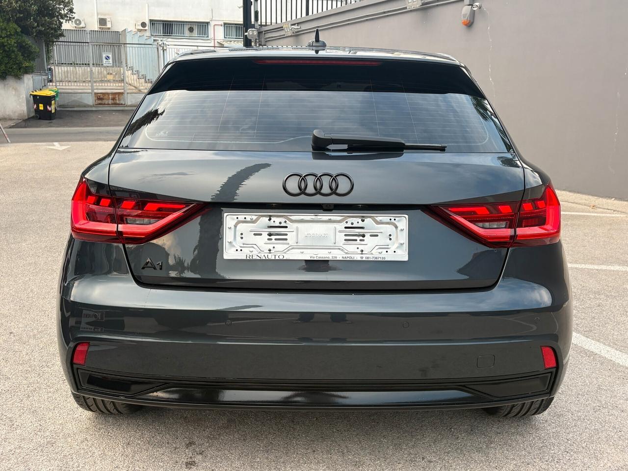 Audi A1 SPORTBACK 30 TFSI S TRONIC LINE IDENTITY BLACK 110CV