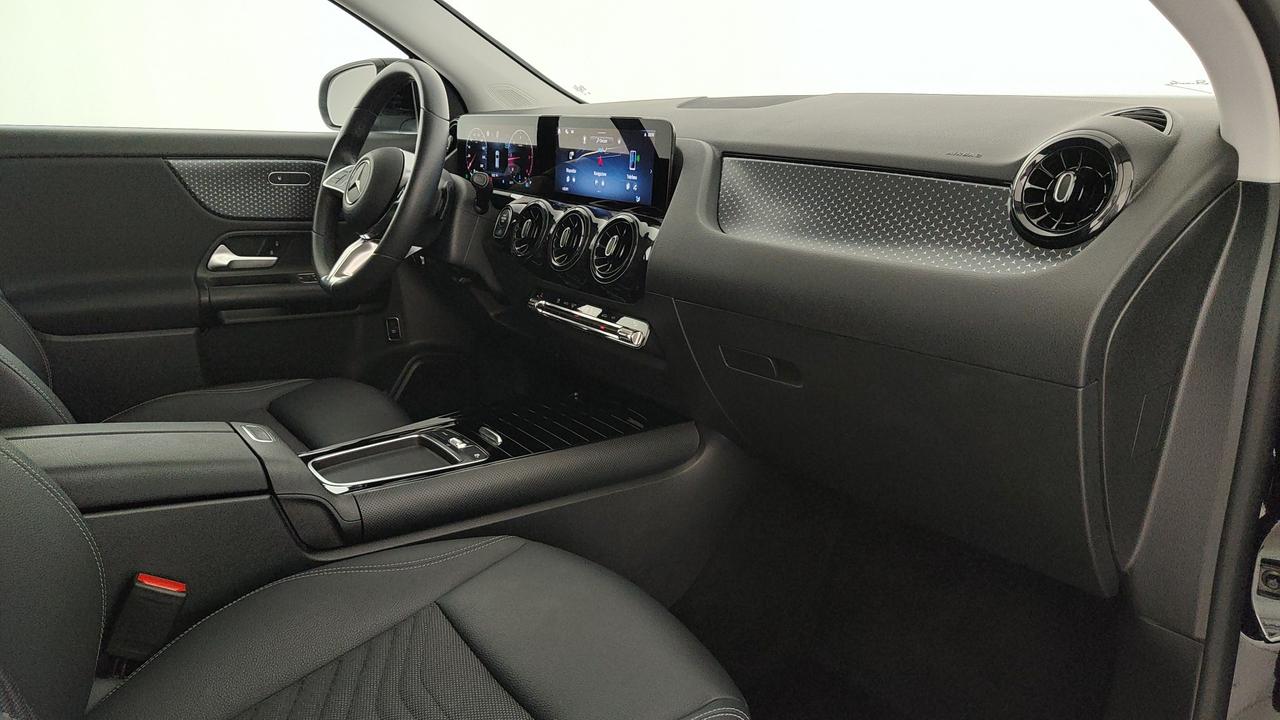 Mercedes-Benz GLA 180 d Advanced auto