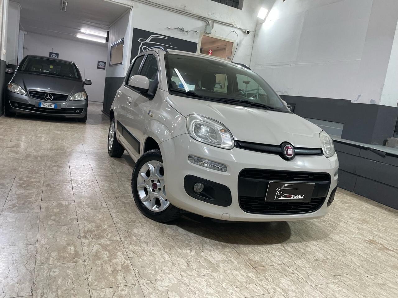 Fiat Panda 0.9 TwinAir Turbo Natural Power Lounge