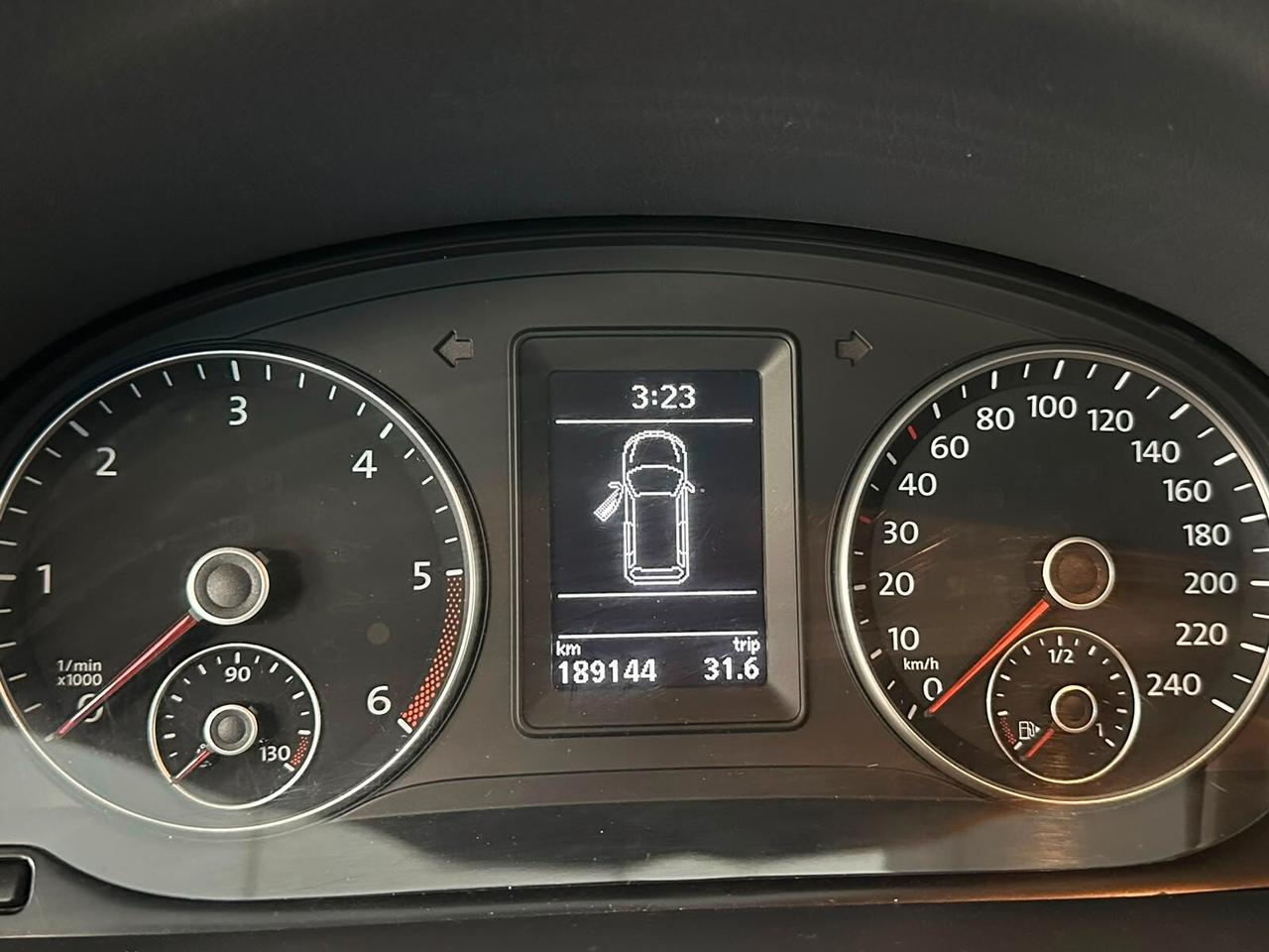 Volkswagen Touran Business 1.6 TDI DSG Comfortline