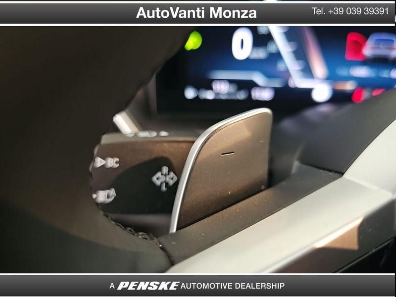 BMW Serie 3 318d Touring mhev 48V MSport auto con gancio traino