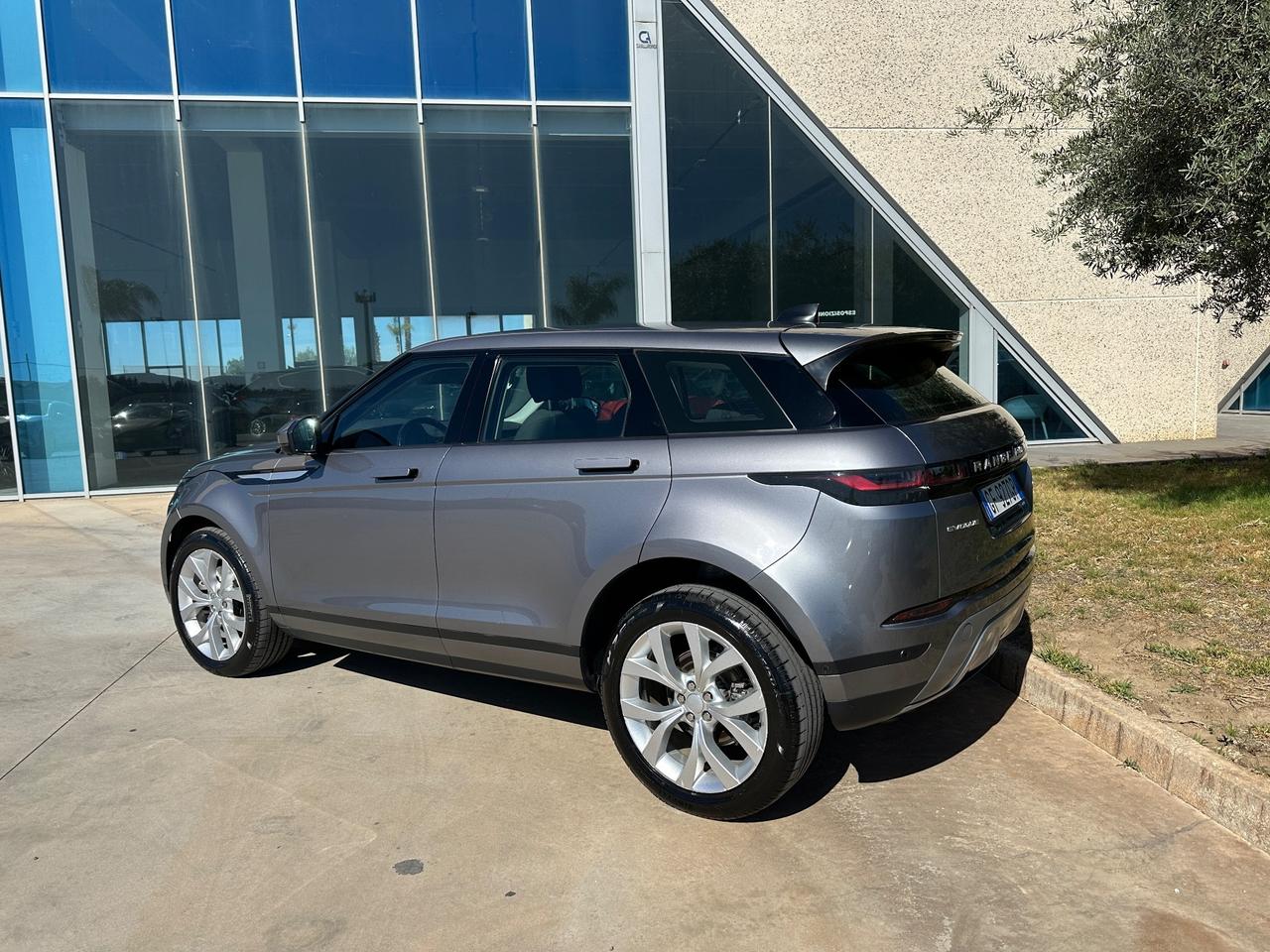 Range Rover Evoque 2.0d SE 163cv possibilità noleggio no scoring