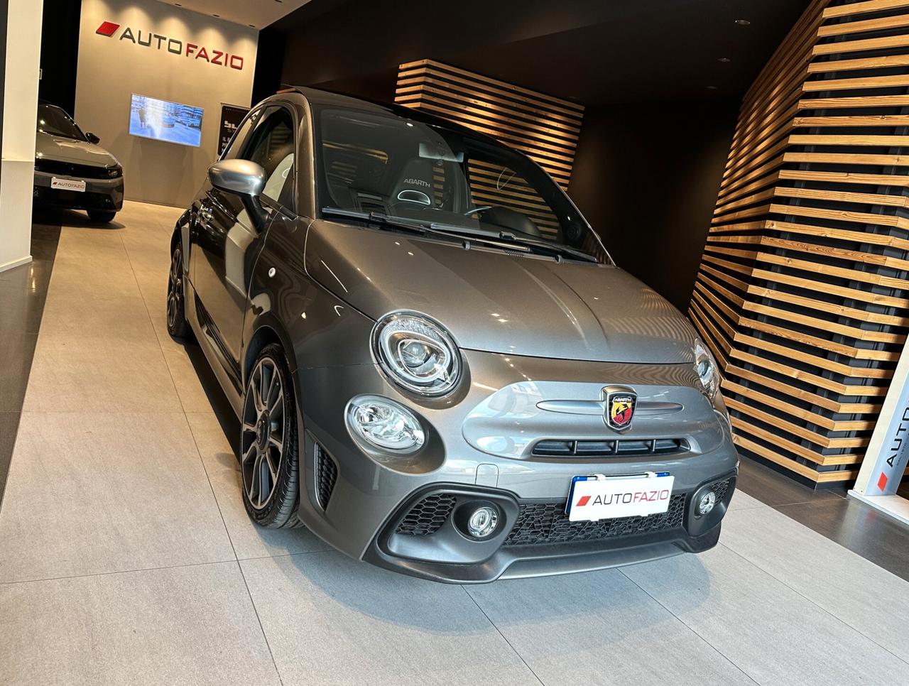 Abarth 595 1.4 Turbo T-Jet 165 CV Turismo