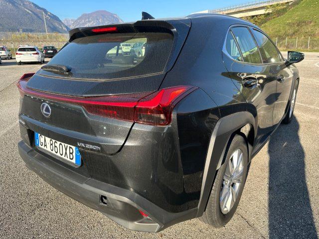 LEXUS UX Full Electric UX Hybrid Business