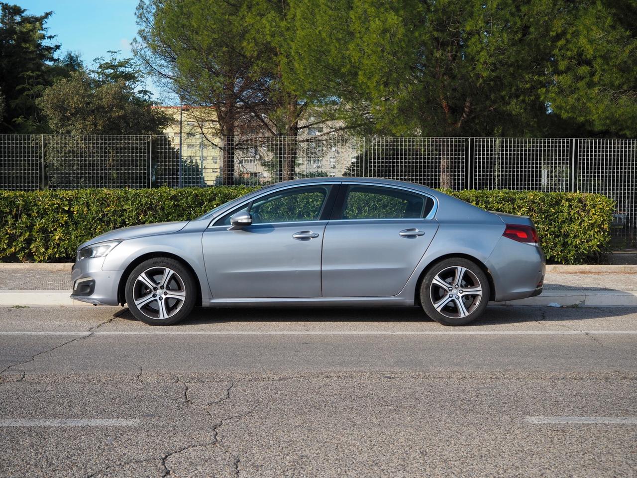 Peugeot 508 BlueHDi 180 EAT6 S&S Feline