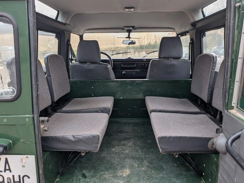 Land Rover Defender 90 2.5 Td5