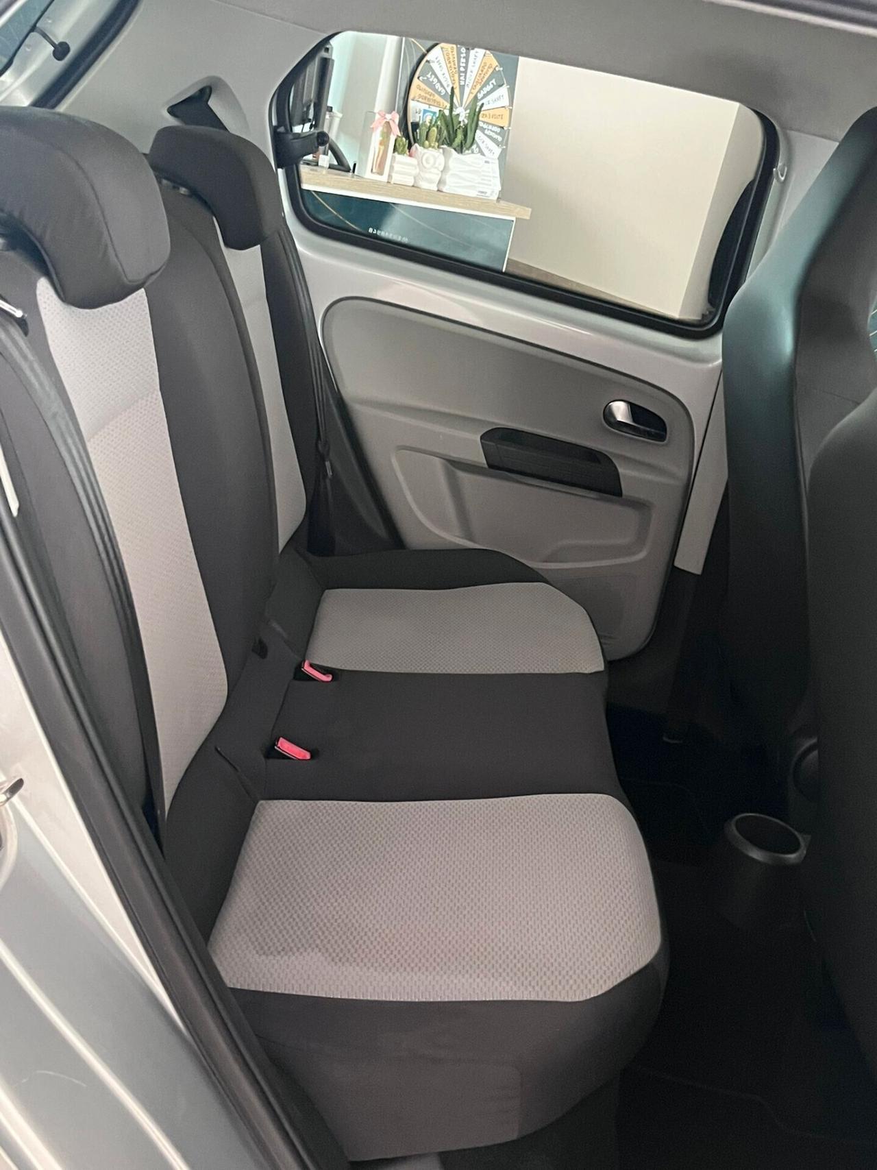 Seat Mi Volkswagen UP AUTOMATICA
