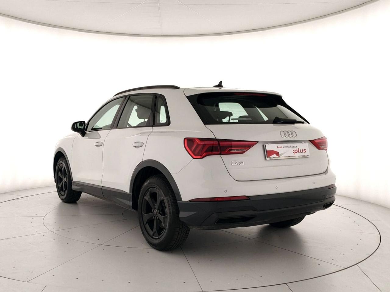 Audi Q3 35 1.5 tfsi business advanced s-tronic