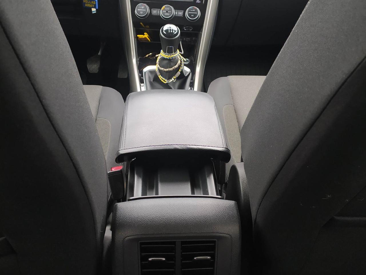 Volkswagen T-Roc Business 2.0 TDI 150CV #9725